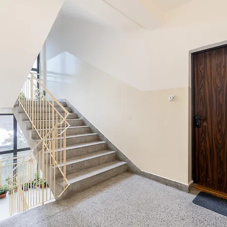 Park Bialopradnicki Blue By Bookinghost דירה